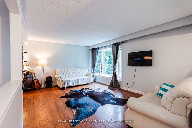 3 Lawndale Crt, House other with 4 bedrooms, 2 bathrooms and 6 parking in Bradford West Gwillimbury ON | Image 6