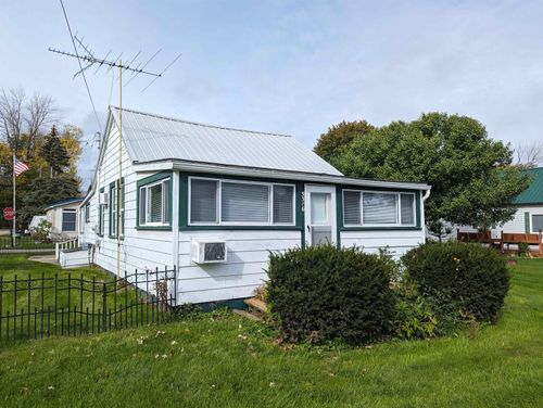 5316 Shady Ln, Standish, MI, 48658-9779 | Card Image