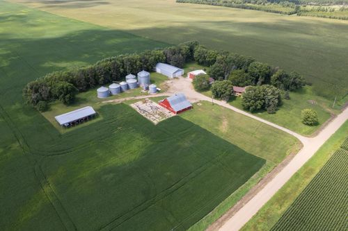 19118 Aspen Ave, Tracy, MN, 56175-1911 | Card Image