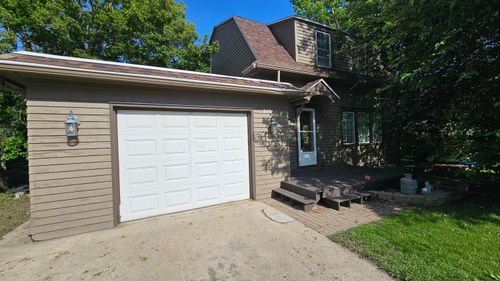 709 N 3rd St, Groton, SD, 57445-2106 | Card Image