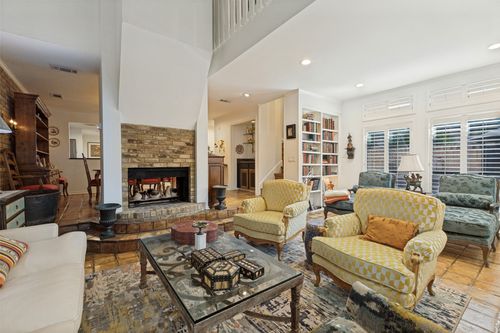 m-3801 Gilbert Ave, Dallas, TX, 75219-4366 | Card Image
