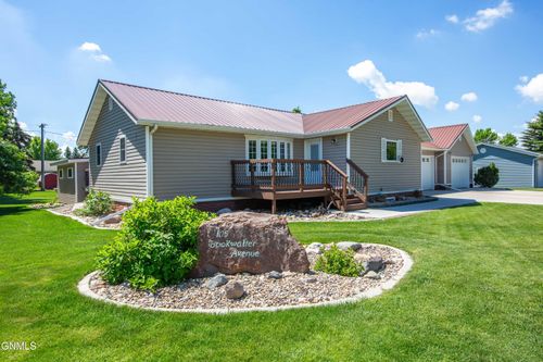 105 Bookwalter Ave, Wilton, ND, 58579 | Card Image