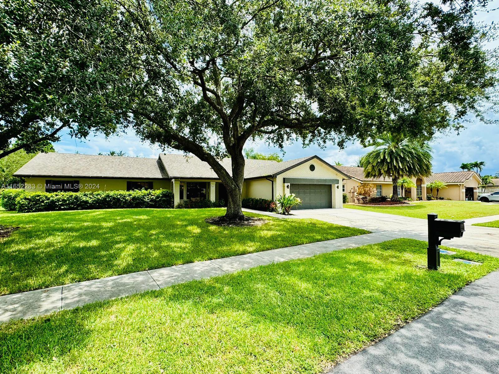 197th Ave, Pembroke Pines, FL 33029