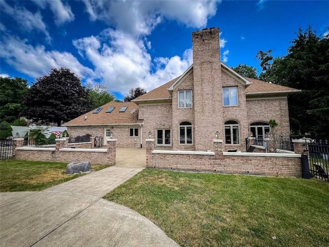 1563 Garvin Rd, House other with 4 bedrooms, 6 bathrooms and 3 parking in Cranberry Twp PA | Image 44