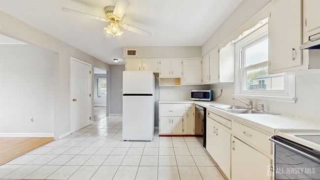 107 Loring Ave, House other with 4 bedrooms, 2 bathrooms and null parking in Edison NJ | Image 7