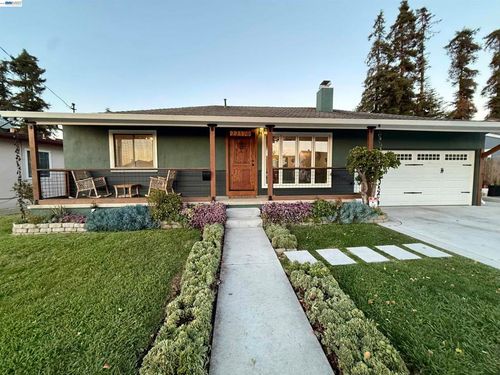 22570 Thelma St, Hayward, CA, 94541-7112 | Card Image