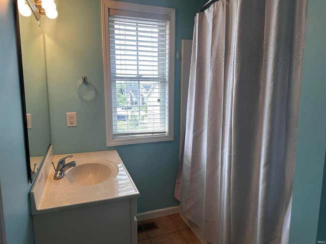 1784 W Sunstone Dr, Condo with 2 bedrooms, 3 bathrooms and null parking in Bloomington IN | Image 15