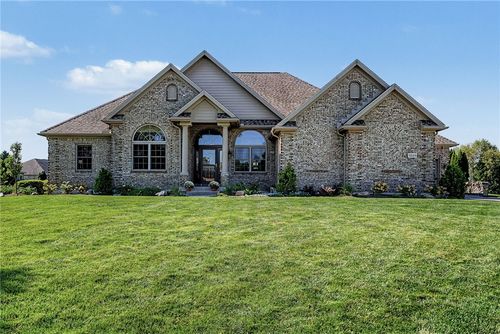 1025 Rosewood Creek Dr, Troy, OH, 45373-8869 | Card Image