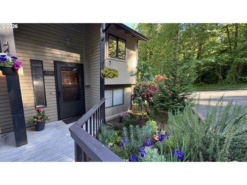 2800 Treetop Ln, WestLinn, OR, 97068 | Card Image