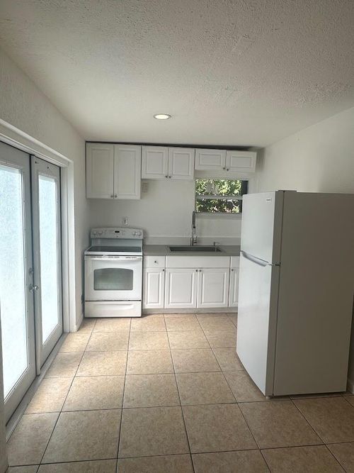 unit-2-4027 Pot O Gold Street, West Palm Beach, FL, 33406 | Card Image