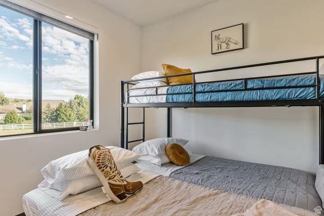 View of bedroom | Image 48