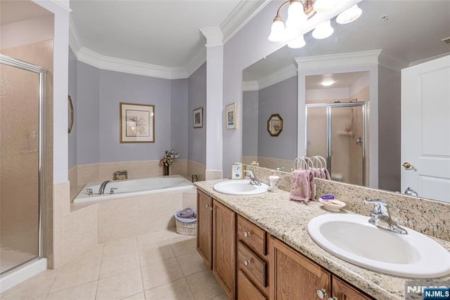 7108 Ravenscroft Rd, Condo with 2 bedrooms, 2 bathrooms and null parking in Clifton NJ | Image 27