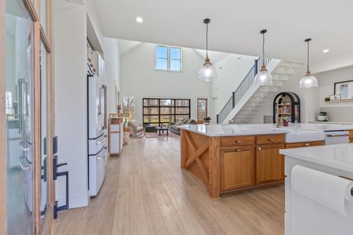 1222 Rock Church Rd, DICKSON, TN, 37055-6016 | Card Image