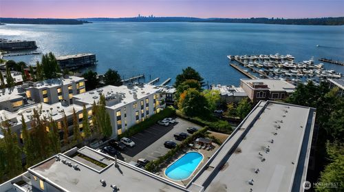 apt-201-201 2nd St S, Kirkland, WA, 98033-6532 | Card Image