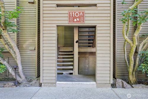 unit-a13-110 Sw 116th St, Seattle, WA, 98146-2367 | Card Image