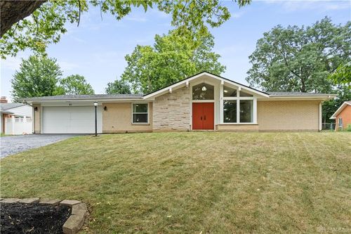 61 Lynn Rae Cir, Dayton, OH, 45458-2270 | Card Image