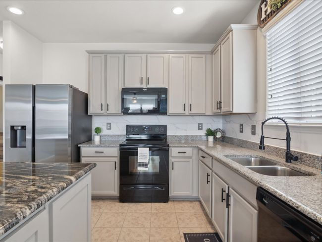 8213 Wildwest Dr, House other with 3 bedrooms, 2 bathrooms and null parking in Fort Worth TX | Image 11