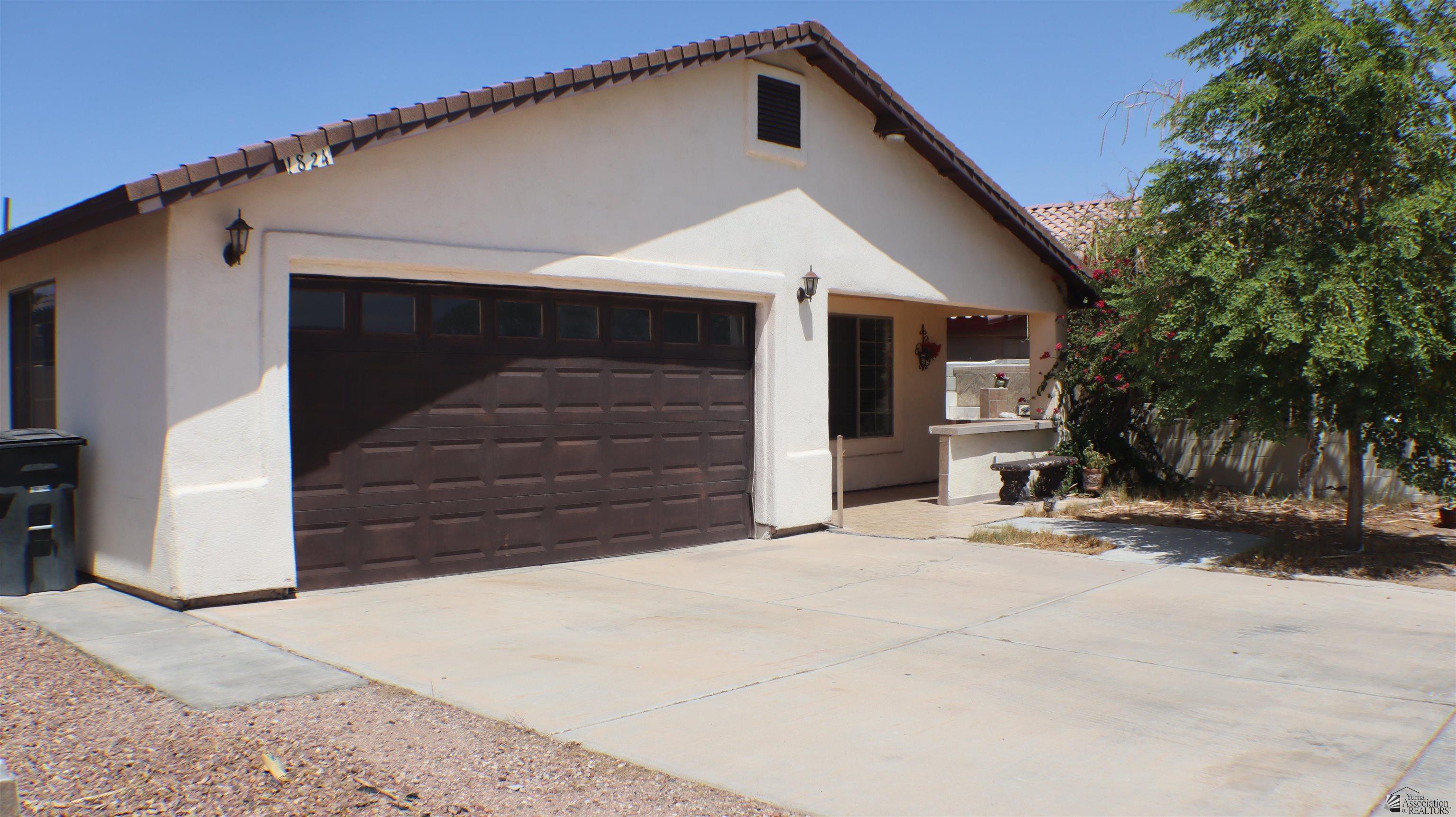 Los Olivos Dr, San Luis, AZ 85336