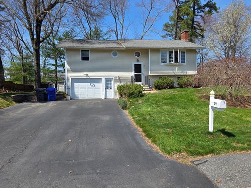 19 Bowdoin Dr, Milford, MA, 01757-1254 | Card Image