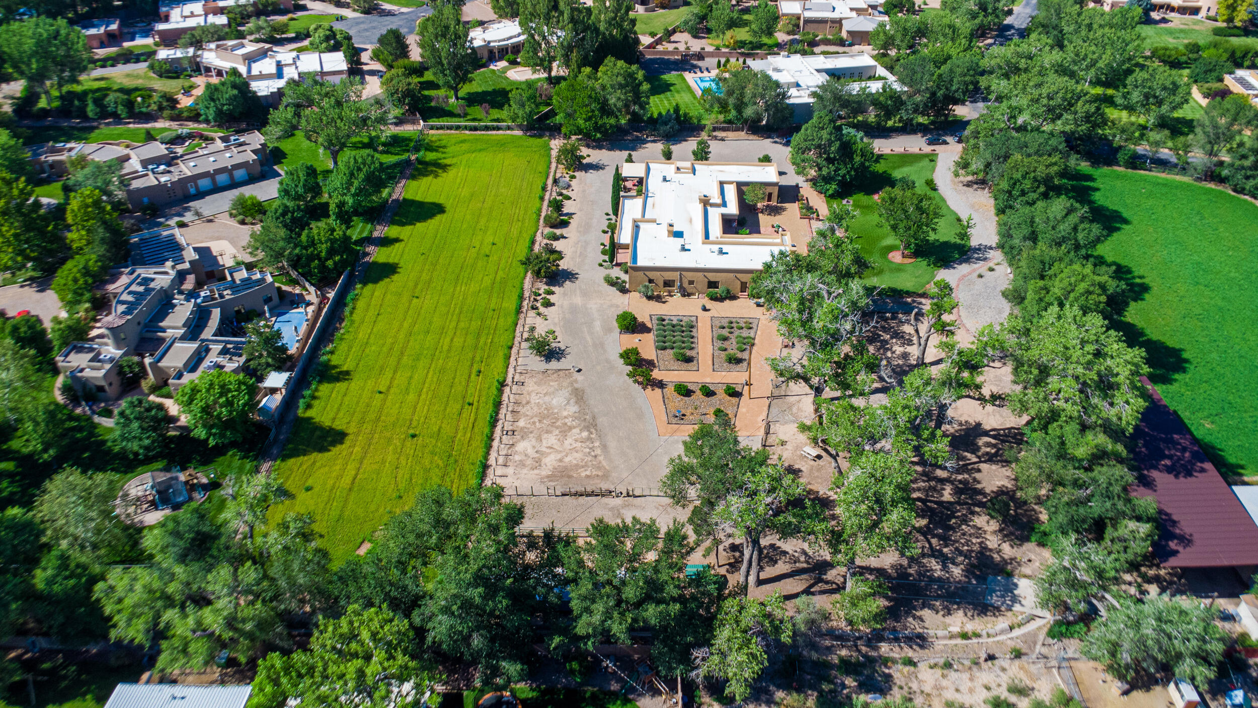 Bona Terra Loop, Albuquerque, NM 87114