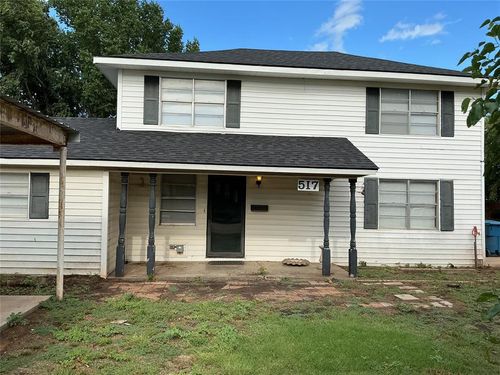517 N West St, Cordell, OK, 73632-3843 | Card Image