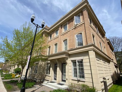 17 Hargrave Lane, Toronto, ON, M4N0A4 | Card Image