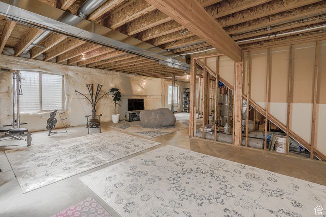 Basement with gas water heater | Image 34