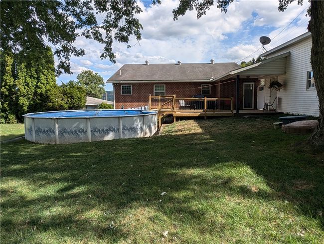 138 S Pine Ave, House other with 5 bedrooms, 3 bathrooms and 4 parking in Stoystown PA | Image 6