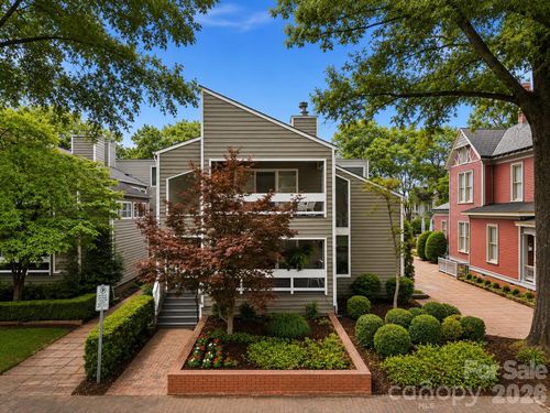 517 N Poplar St, Charlotte, NC, 28202-1729 | Card Image