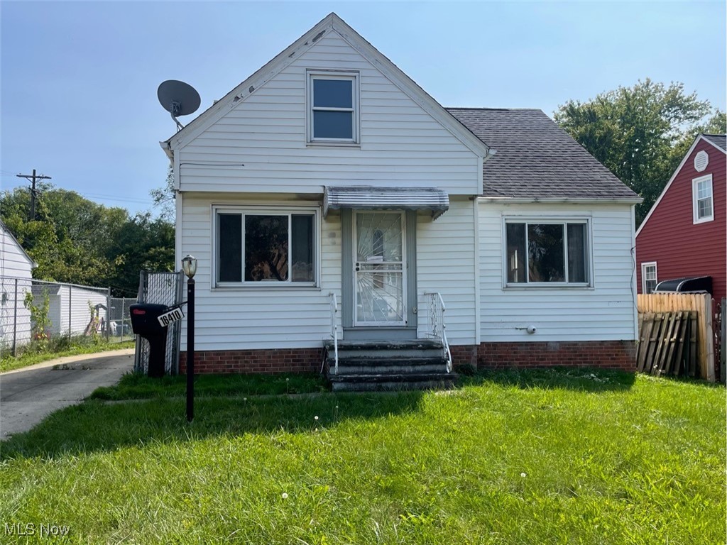 Westview Ave, Cleveland, OH 44128
