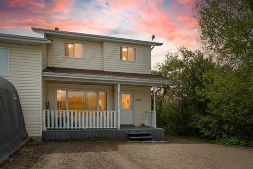 1816 26 Avenue, Delburne, AB, T0M0V0 | Card Image