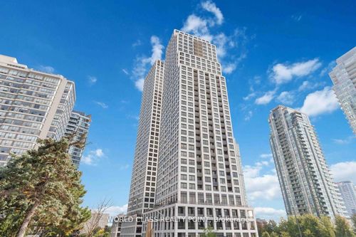 710-36 Elm Dr W, Mississauga, ON, L5B0N3 | Card Image