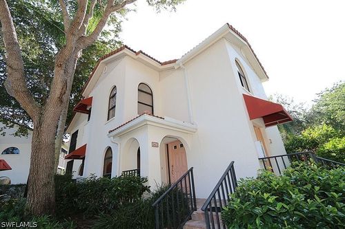 563-563 Serendipity Dr, NAPLES, FL, 34108-2800 | Card Image