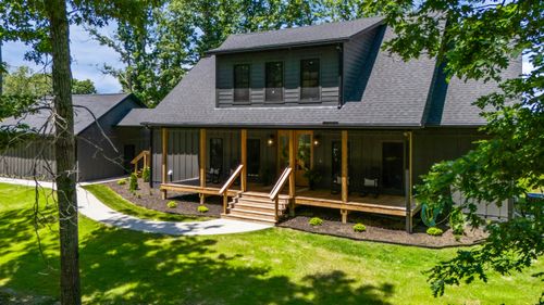 330 Spencer Ln, Winchester, KY, 40391-9112 | Card Image
