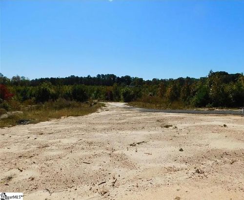305 Davis Rd, Ware Shoals, SC, 29692-2807 | Card Image