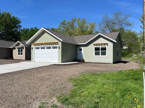 820 Spark Avenue, Albert Lea, MN, 56007 | Card Image