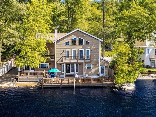 28 Downey St, Hopkinton, MA, 01748-2703 | Card Image