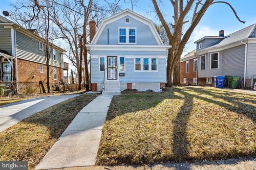 2903 Woodland Ave, BALTIMORE, MD, 21215-6406 | Card Image