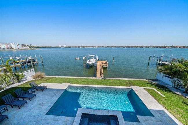 6976 S Shore Dr S, House other with 4 bedrooms, 4 bathrooms and null parking in SOUTH PASADENA FL | Image 71