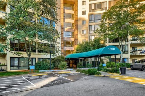 218-1800 Clairmont Lk, Decatur, GA, 30033-4037 | Card Image