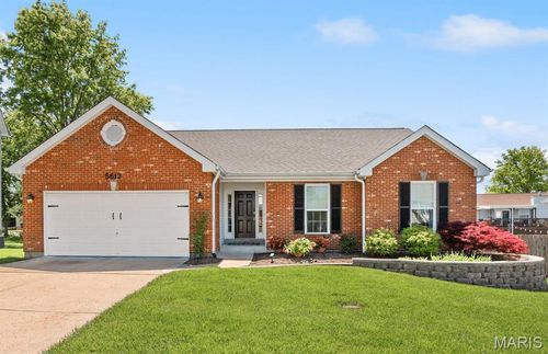 5612 Briarwood Estates Dr, Saint Louis, MO, 63129-6024 | Card Image