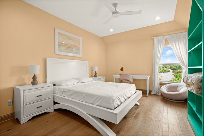 2502 Highland Trl, House other with 5 bedrooms, 5 bathrooms and 3 parking in Leander TX | Image 20