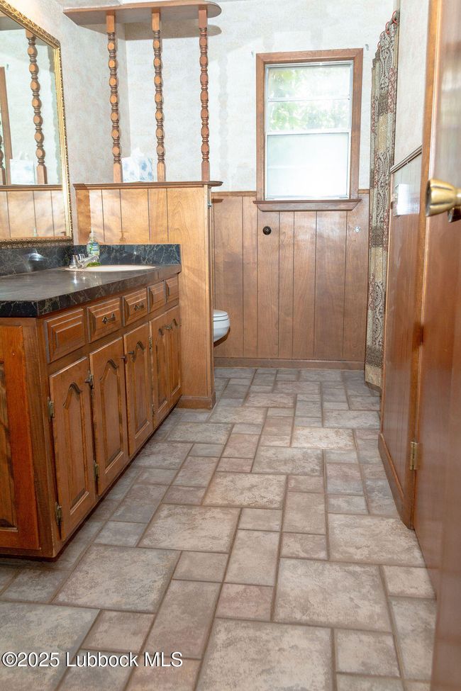 Master bath | Image 11