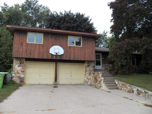 129 Hillside Avenue, Oconto Falls, WI, 54154 | Card Image