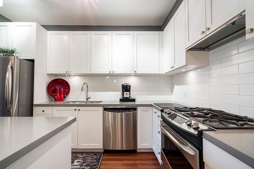 325-15850 26 Ave, Surrey, BC, V3Z2N6 | Card Image