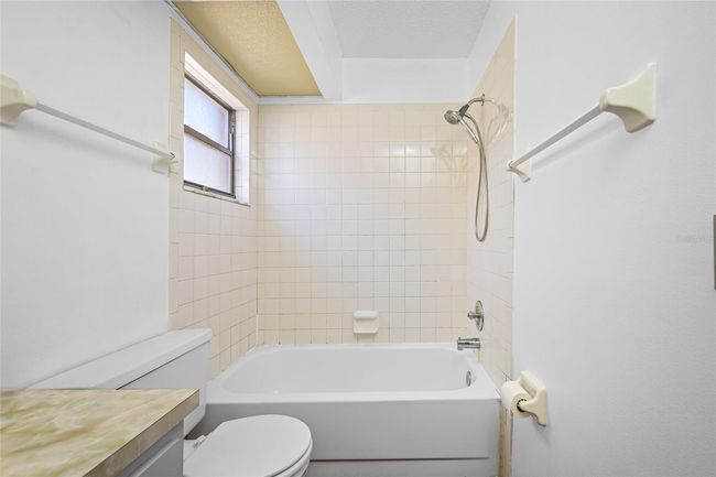 7309 Berwick Way, House other with 3 bedrooms, 2 bathrooms and null parking in Weeki Wachee FL | Image 25