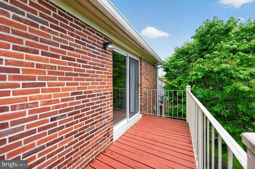 46 Buttonwood St, MOUNT HOLLY, NJ, 08060-1887 | Card Image
