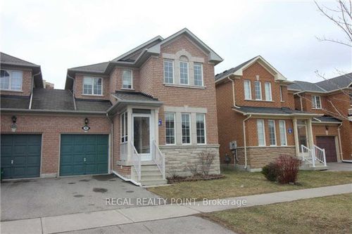 202 Red Maple Rd, Richmond Hill, ON, L4B4S8 | Card Image