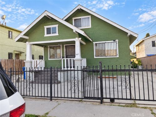 1127 Gardenia, Long Beach, CA, 90813 | Card Image