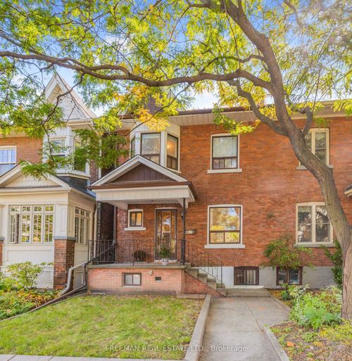 21 London St, Toronto, ON, M6G1M8 | Card Image